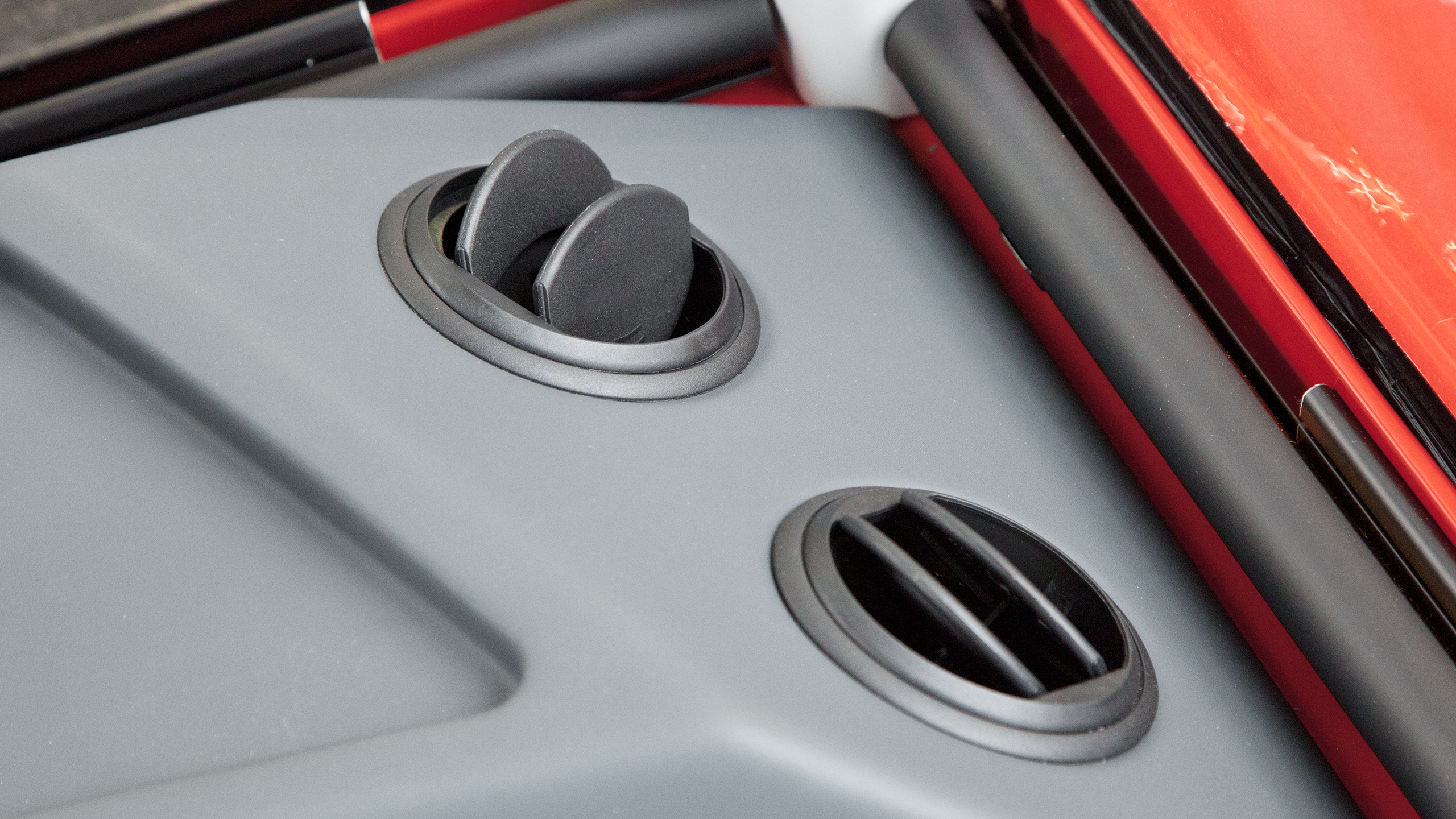 detalhe das saídas de ar na cabine